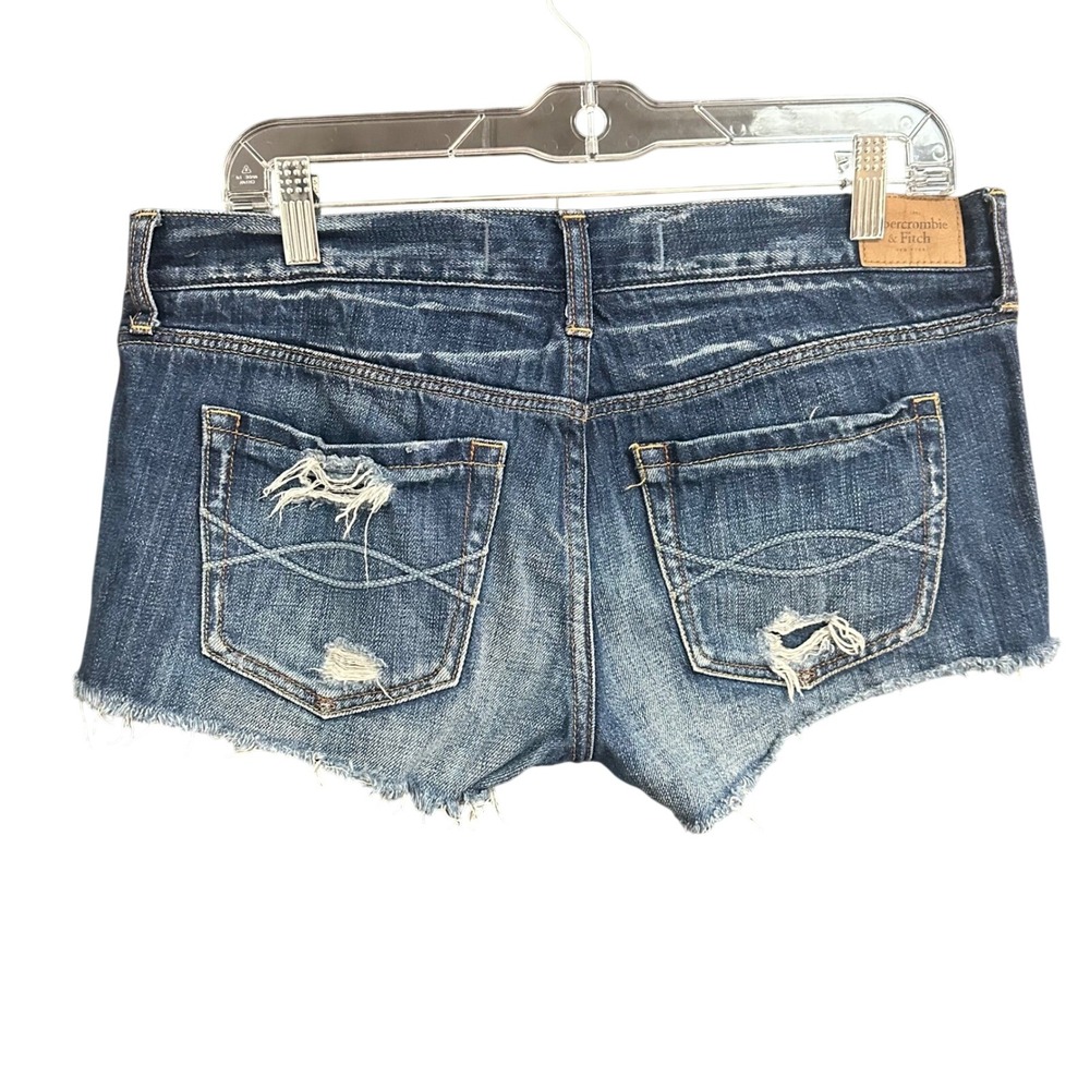 Abercrombie & Fitch Distressed Denim Cutoff Shorts Medium Wash Size 6 W28 - Picture 2 of 6